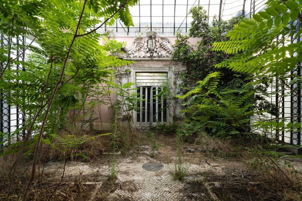 Abandoned Great Palace in Portugal – Mansion Abandoned